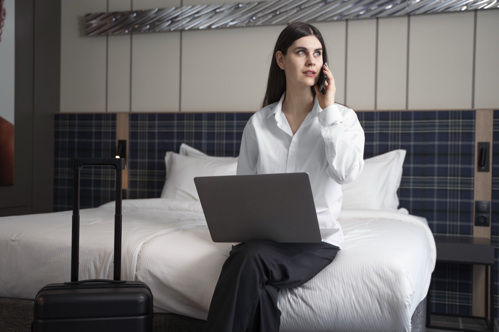 Hotel and travel Facebook ads